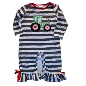 Tractor romper